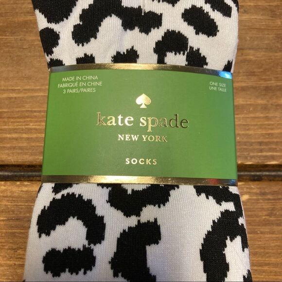 Kate Spade 3 Pair Crew Socks White Black Leopard Striped Pink NWT - Picture 4 of 11